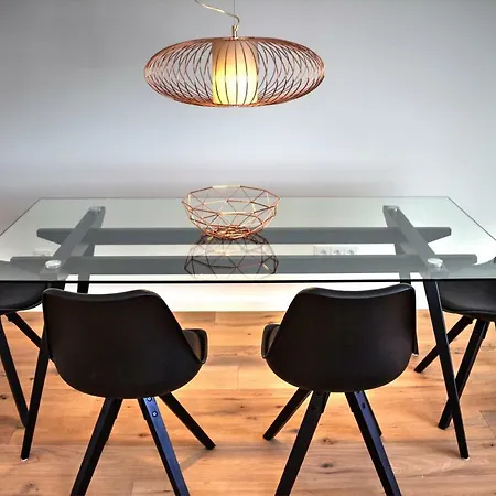Plenus Riverloft Apartment